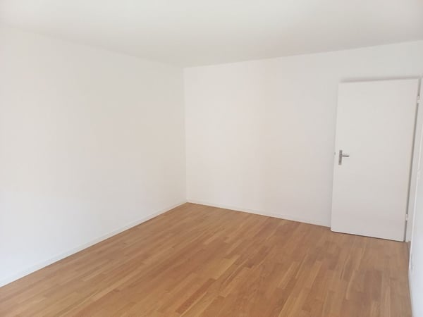 schöne 2 1/2-Zimmerwohnung im 1. Stock 7
