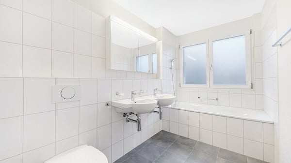 4 1/2-Zimmerwohnung, 1. Stock rechts 9