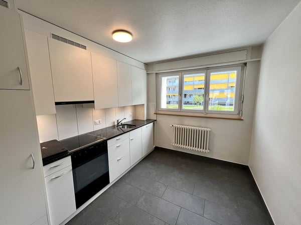 3 1/2-Zimmerwohnung, 1. Stock links 2