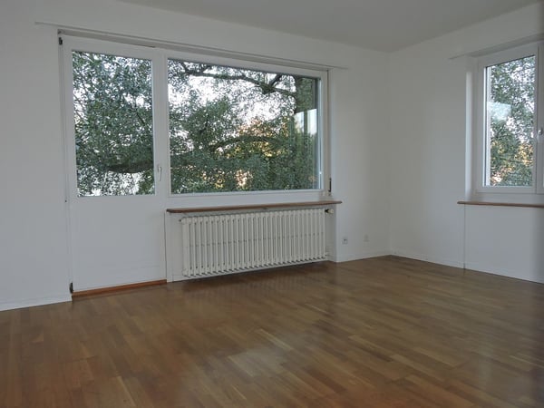 3 1/2 Zimmerwohnung, 2. Stock rechts 4