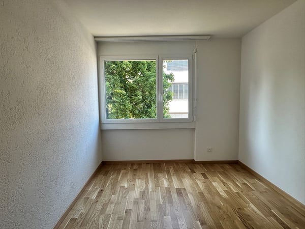 5 1/2-Zimmerwohnung, 1. Stock rechts 8