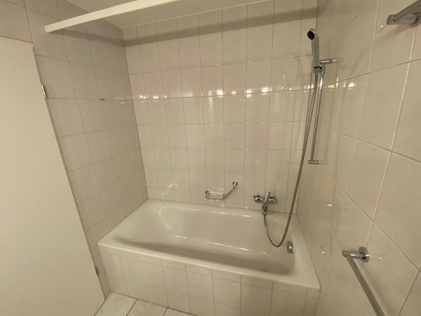 Wundervolle 3 1/2-Zimmerwohnung, 3. Stock links 10