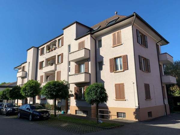 Parkplatz Nr. 10 4