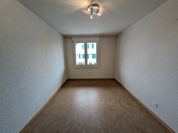 2.5-Zimmerwohnung, 1. Stock rechts 6