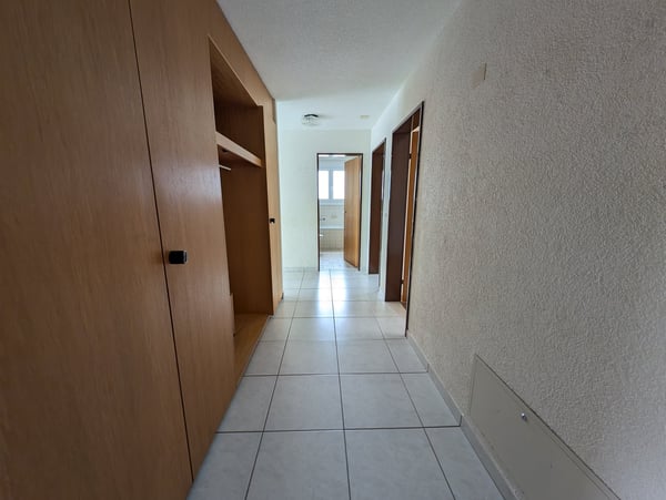 2.5-Zimmerwohnung, 1. Stock rechts 2