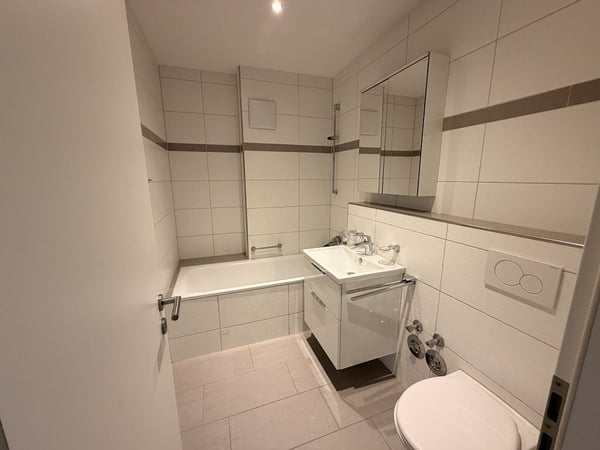 Charmante 1-Zimmerwohnung - im Zentrum von Biel/Bienne 7
