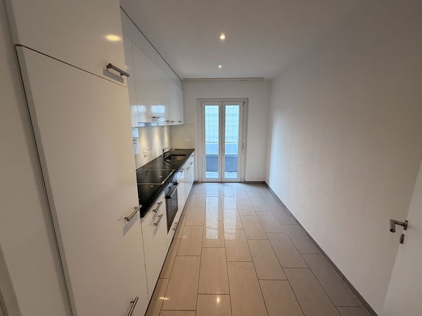 Charmante 1-Zimmerwohnung - im Zentrum von Biel/Bienne 3