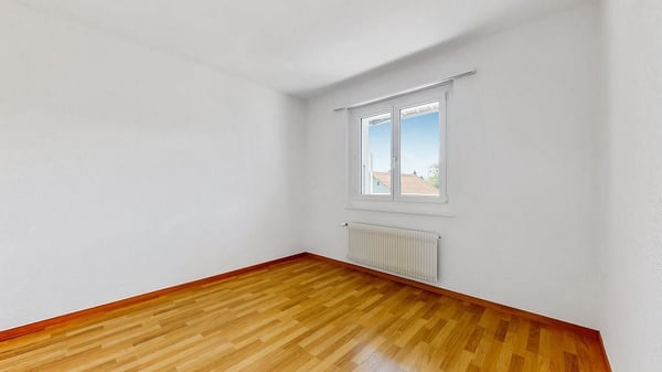 4 1/2-Zimmerwohnung, Parterre links 8