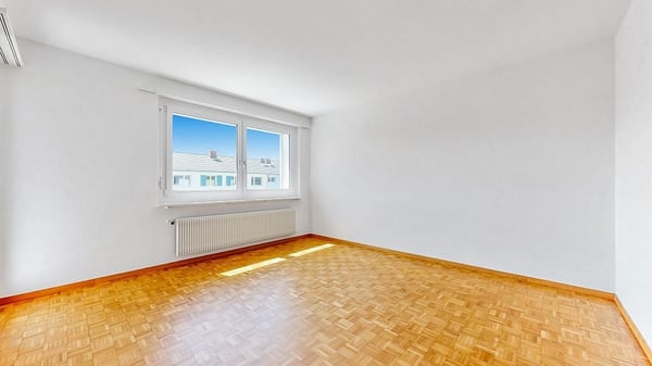4 1/2-Zimmerwohnung, Parterre links 5