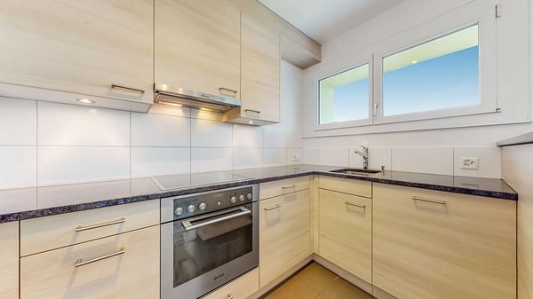 4 1/2-Zimmerwohnung, Parterre links 3