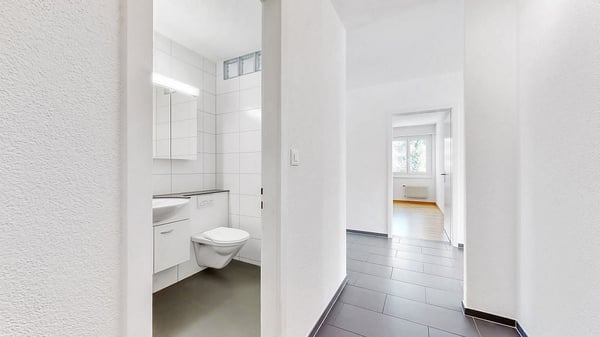 4 1/2-Zimmerwohnung, Parterre links 2