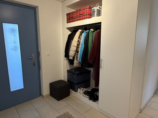 Schöne 3.5-Zimmerwohnung mit grossem Balkon 2