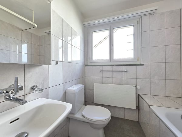 2-Zimmerwohnung, 1. Stock rechts 6