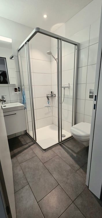 Moderne und grosszügige 2.5-Zimmer-Wohnung mit Balkon in Staffelbach 6
