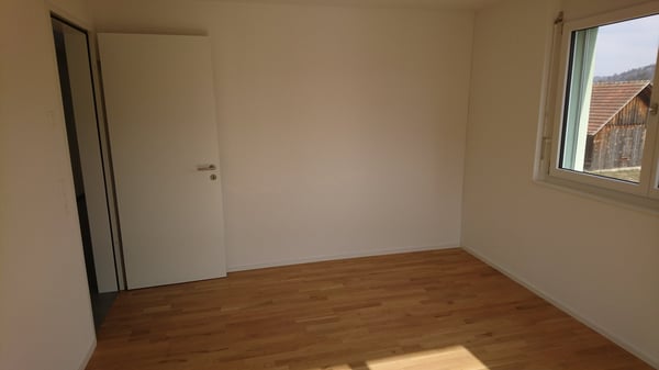 Moderne 3.5-Zimmer-Wohnung mit Balkon - Ihr Rückzugsort im Grünen 5