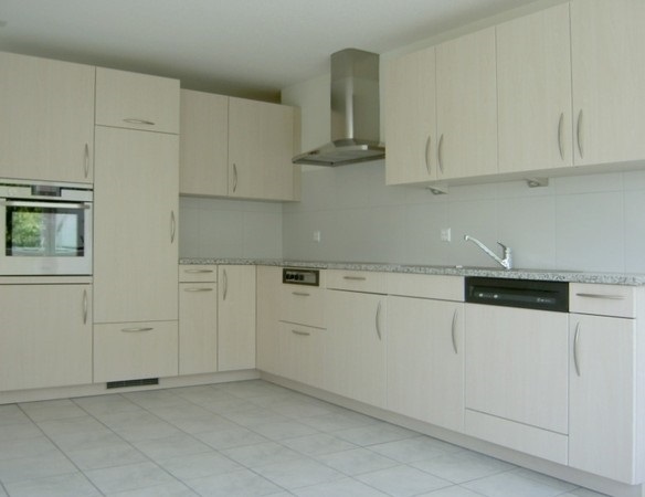 5½-Zimmer-Wohnung mit Blick ins Grüne und zum Jura 3