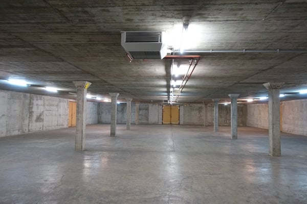 Gelegenheit: 7000 m2 Lagerfläche, auch Teilflächen 5