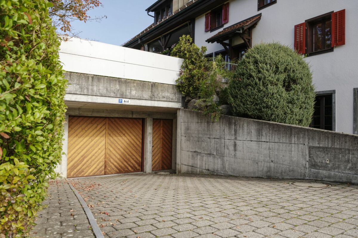Parcheggi in autorimessa a Waltenschwil; centrali con buon accesso