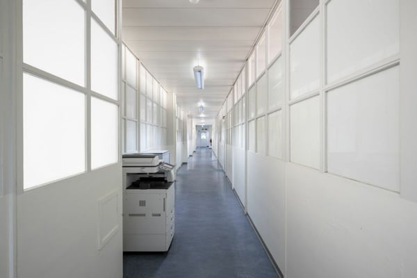 Helle Räume in einem Areal mit guter Infrastruktur in Aarau 2