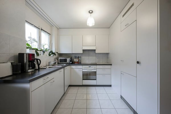 3.5 Zimmer Garten Wohnung in Tägerig 2