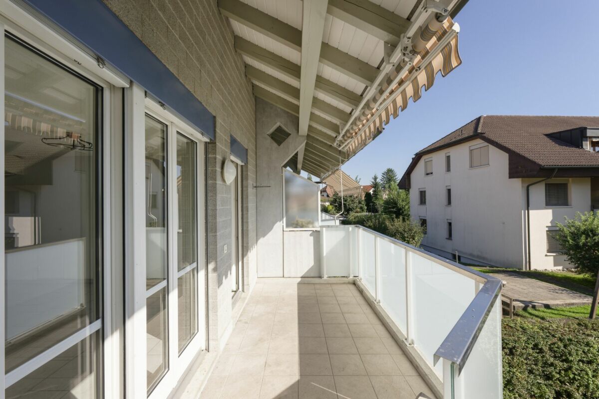 Grosse 3.5 Zimmer Maisonette Wohnung