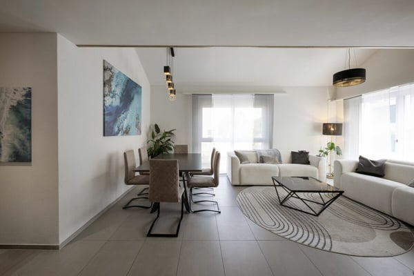 Moderne 5 Zimmer Maisonette Wohnung in Künten 2