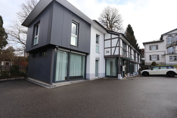 Büroräumlichkeiten im Zentrum zu vermieten 2