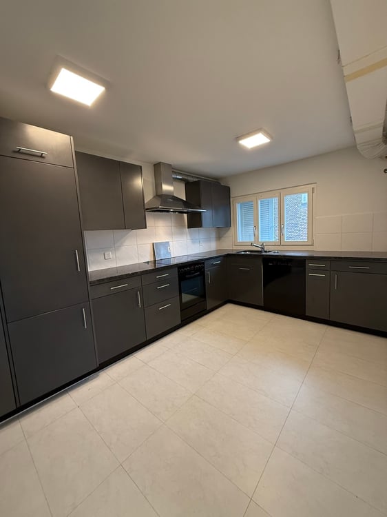 Stilvolle 1.5-Zimmer-Maisonette-Wohnung im Herzen von Zofingen 3