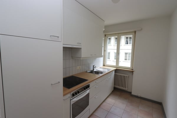 Charmante 3.5-Zimmerwohnung in der Altstadt von Lenzburg per sofort verfügbar 2