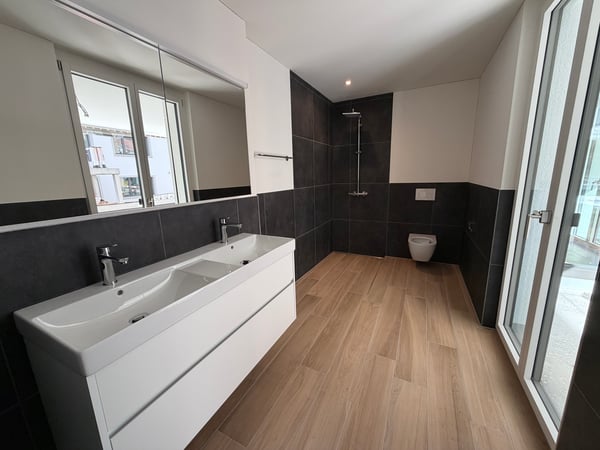 Moderne 3.5-Zimmer-Neubauwohnung im Erdgeschoss 110 m² Wohnkomfort 4