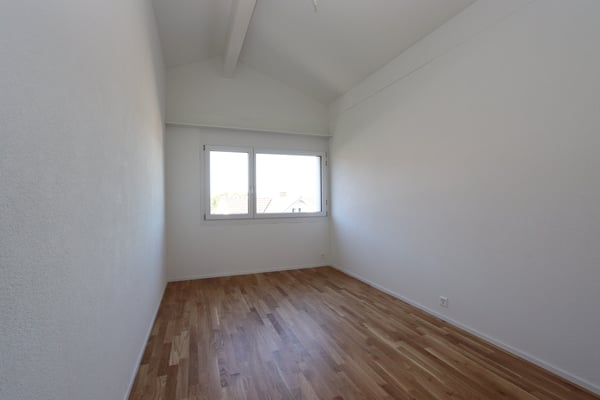 Helle 3.5-Zimmer-Dachgeschosswohnung (94 m²) 7