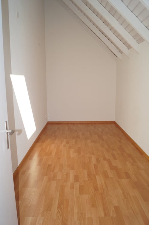 Helle 5.5-Zimmer-Maisonettewohnung in Boningen zu vermieten 6