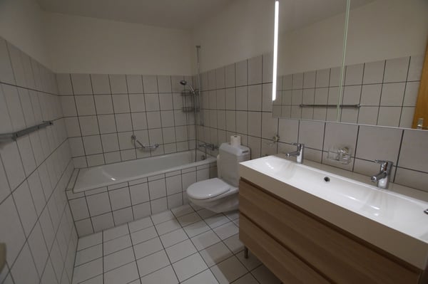Charmante 2.5-Zimmerwohnung mit Wintergarten und Sitzplatz 6