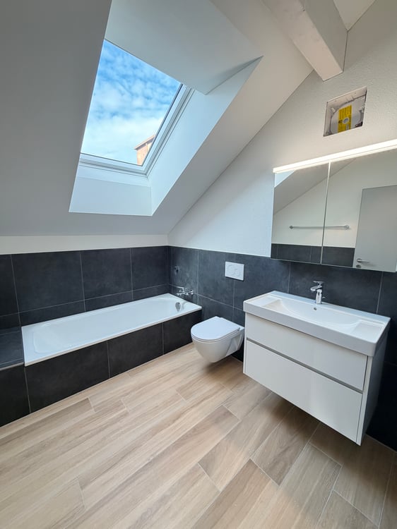 Exklusive 3.5-Zimmer-Dachgeschosswohnung im Neubau 103 m² mit viel Licht & Charme 6