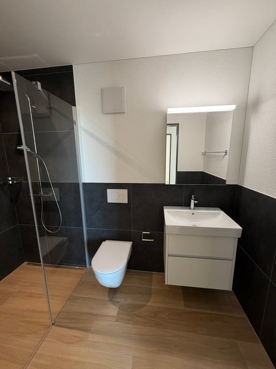 Moderne 3.5-Zimmer-Neubauwohnung im Erdgeschoss  110 m² Wohnkomfort 5