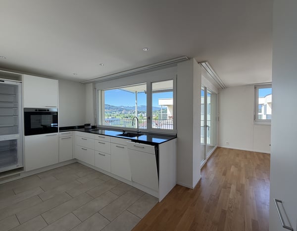 Moderne 3.5-Zimmer-Wohnung im EG in Rothrist zu vermieten 2
