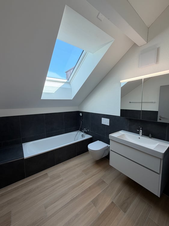Exklusive 3.5-Zimmer-Dachgeschosswohnung im Neubau 103 m² mit viel Licht & Charme 7
