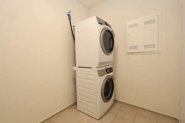Exklusive 4.5-Zimmer-Attikawohnung mit grosszügiger Terrasse in ruhiger Wohnlage in Rothrist 8