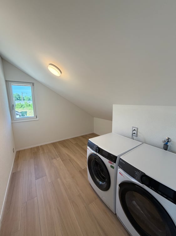 Exklusive 3.5-Zimmer-Dachgeschosswohnung im Neubau  103 m² mit viel Licht & Charme 9