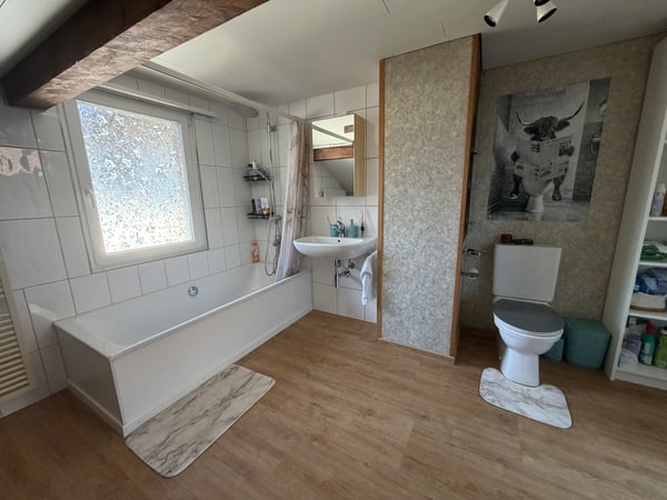 Helle 4.5-Zimmer-Maisonette mit Garten & Galerie in ruhiger Lage 8
