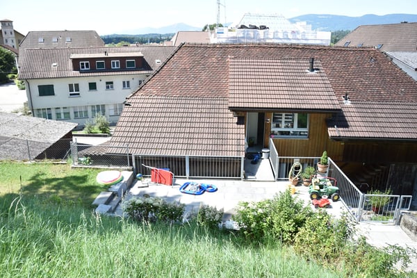 Dachwohnung mit grosser Terrasse und Weitsicht auf Jura 13