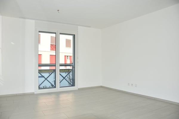 4,5 Zimmer Wohnung 1.OG 3