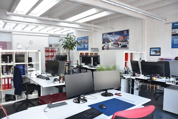 Moderne, sehr helle Büroräume im Erdgeschoss 6