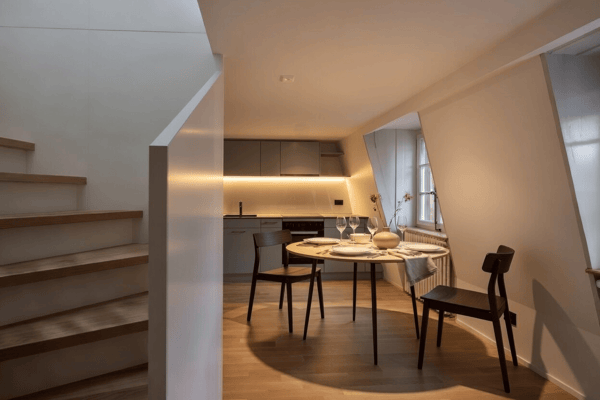 Frisch Renovierte 5 Zimmerwohnung im Dachgeschoss in der Altstadt von Bern 4