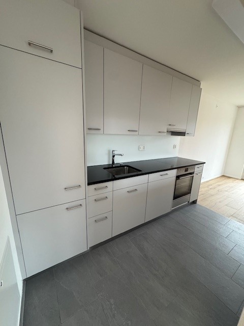 Komplett sanierte 1.5-Duplex-Wohnung in der Nähe vom Europaplatz! 12
