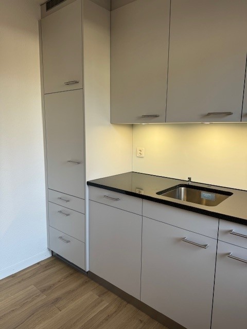 Total sanierte 2.5-Zimmerwohnung - Nähe Europaplatz! 2