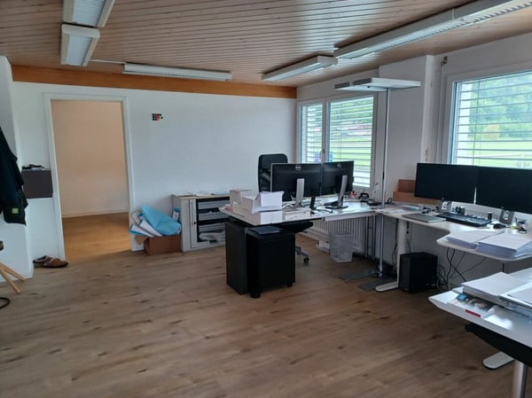 Gewerberäumlichkeiten 9