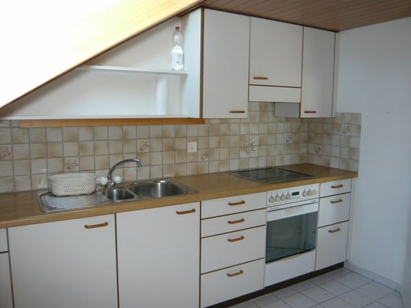 2.5 Zimmer-Dachwohnung 6
