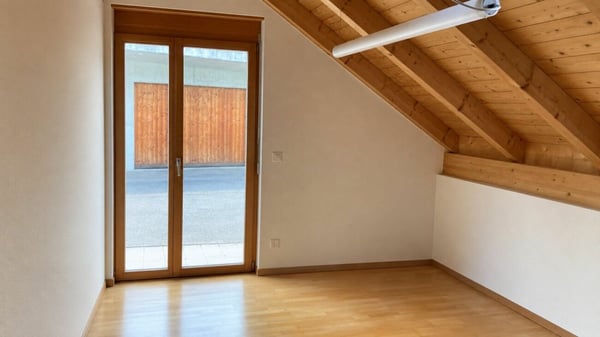 Helle Duplex-Wohnung im Dachgeschoss 5