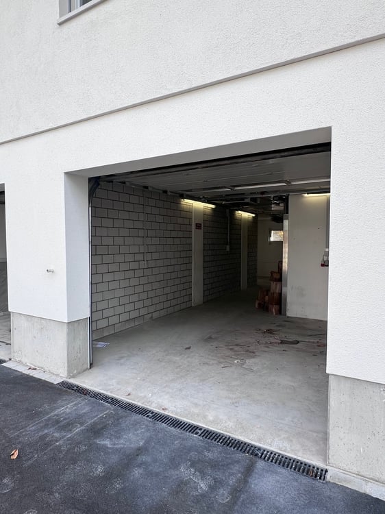 Gewerbe-/Lagerräume im EG & UG (nur zusammen mietbar) 6